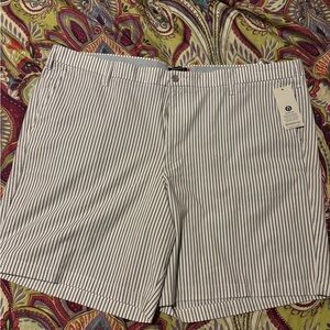 NWT Dockers Taupe, Black and White Striped Shorts